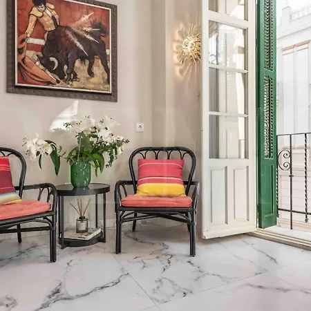 Apartment & Authentic With Balcony By Rems Malaga